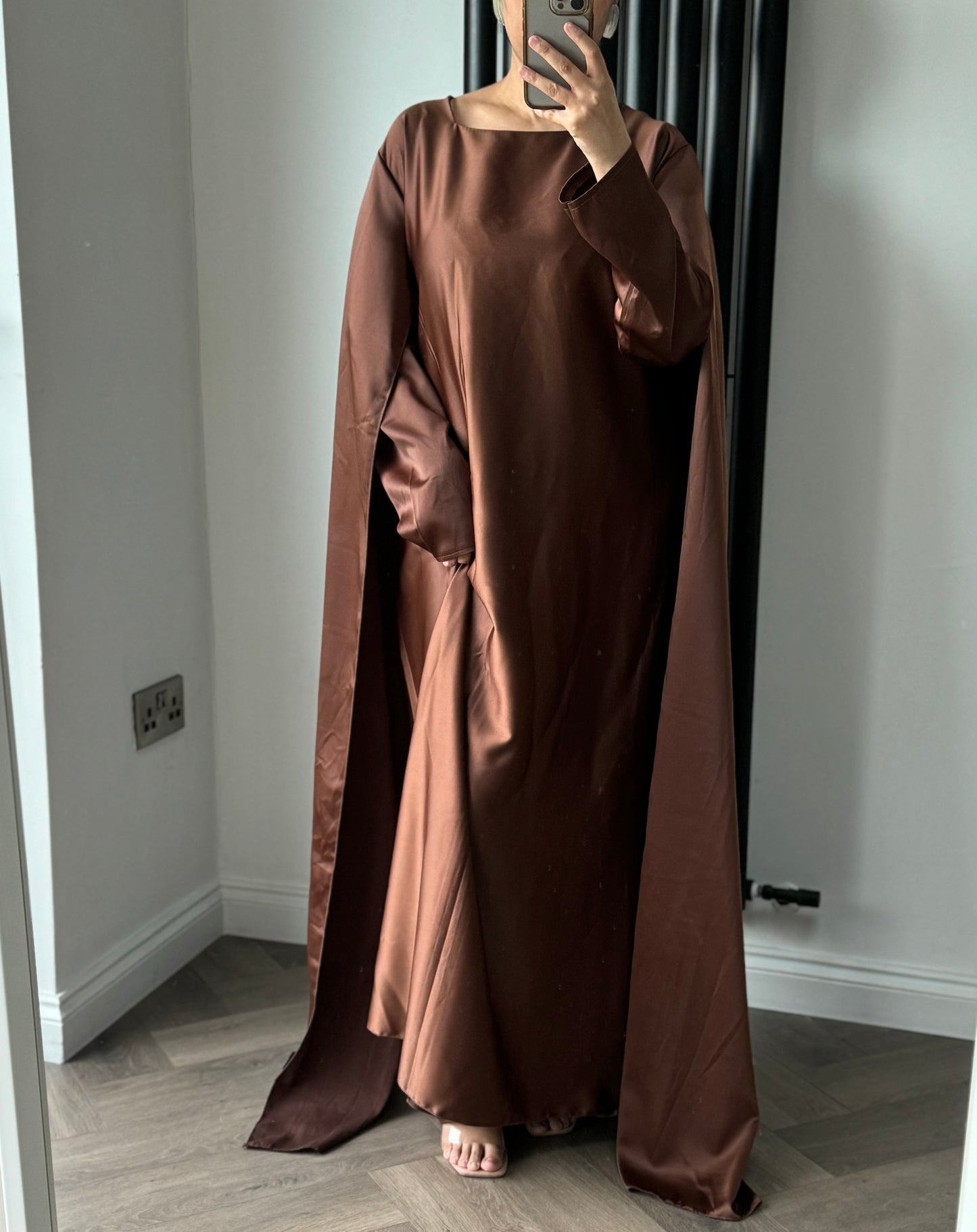 Hannah Cape Sleeve Maxi Dress In Brown