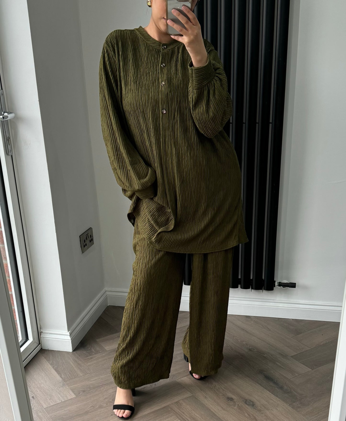 Amaya Co-ord Set In Olive