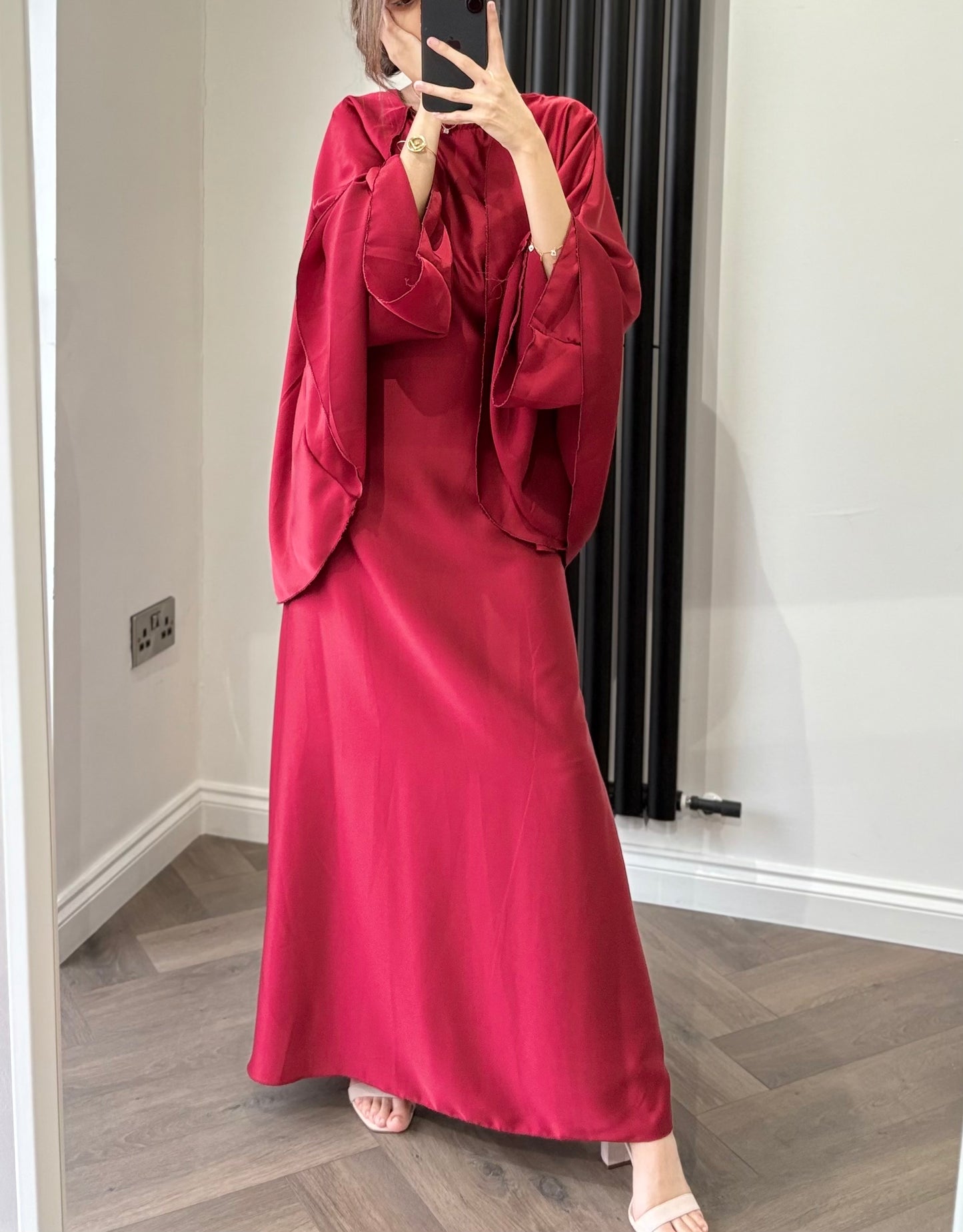 Anna Long Dress With Cape In Red