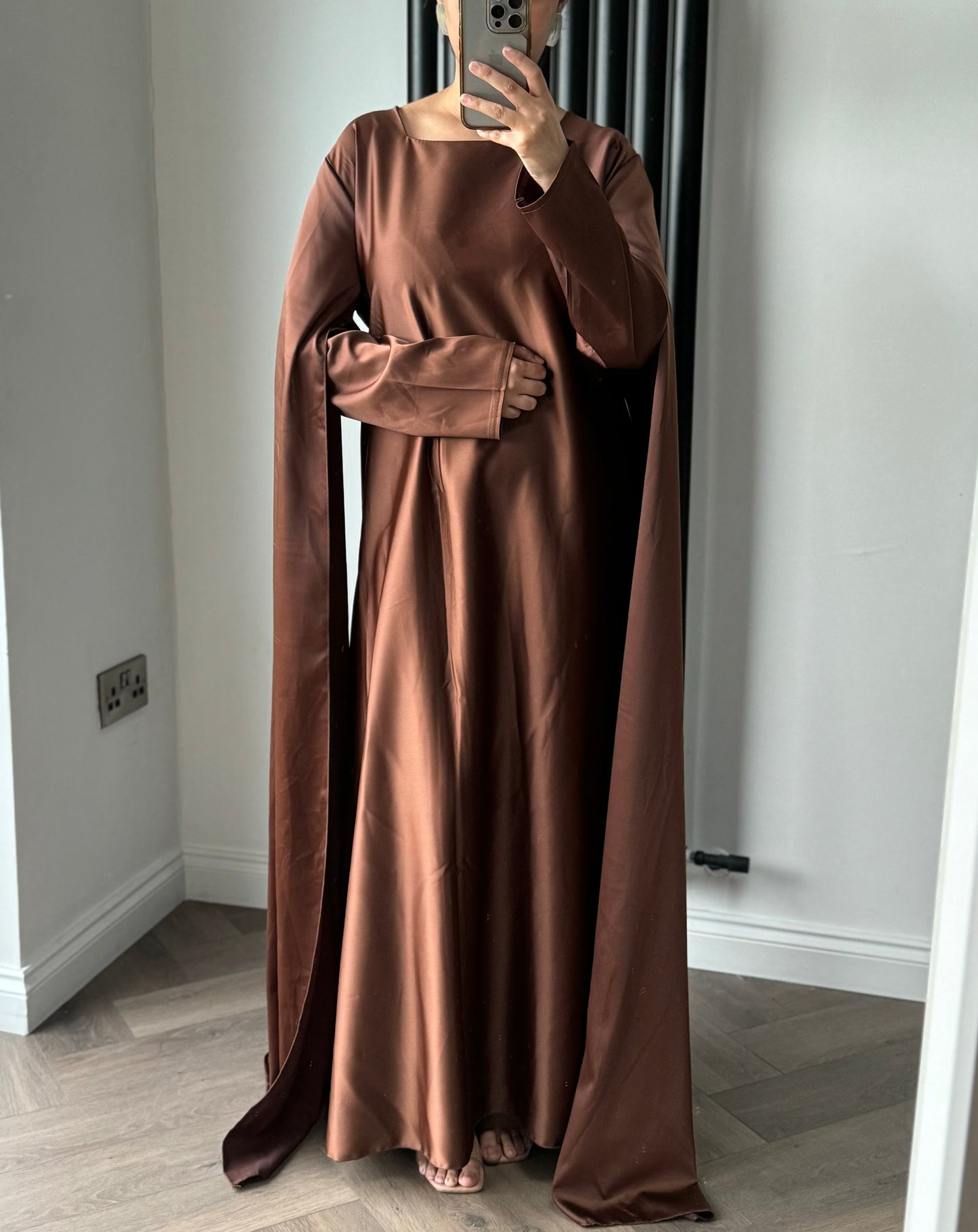 Hannah Cape Sleeve Maxi Dress In Brown