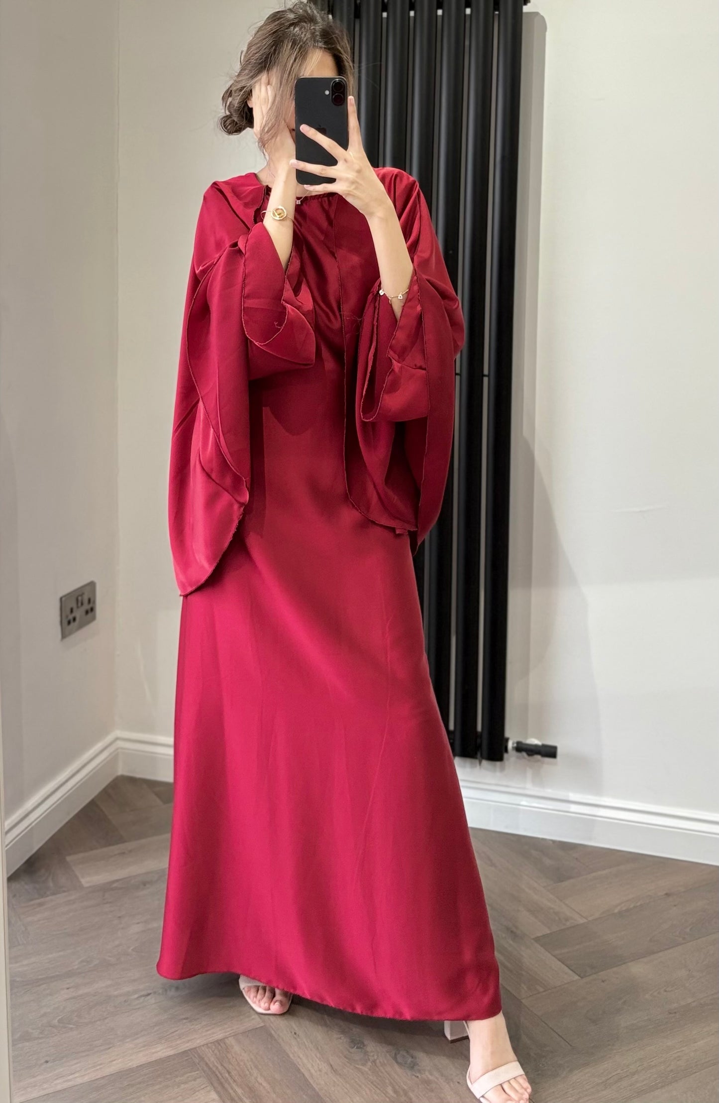 Anna Long Dress With Cape In Red