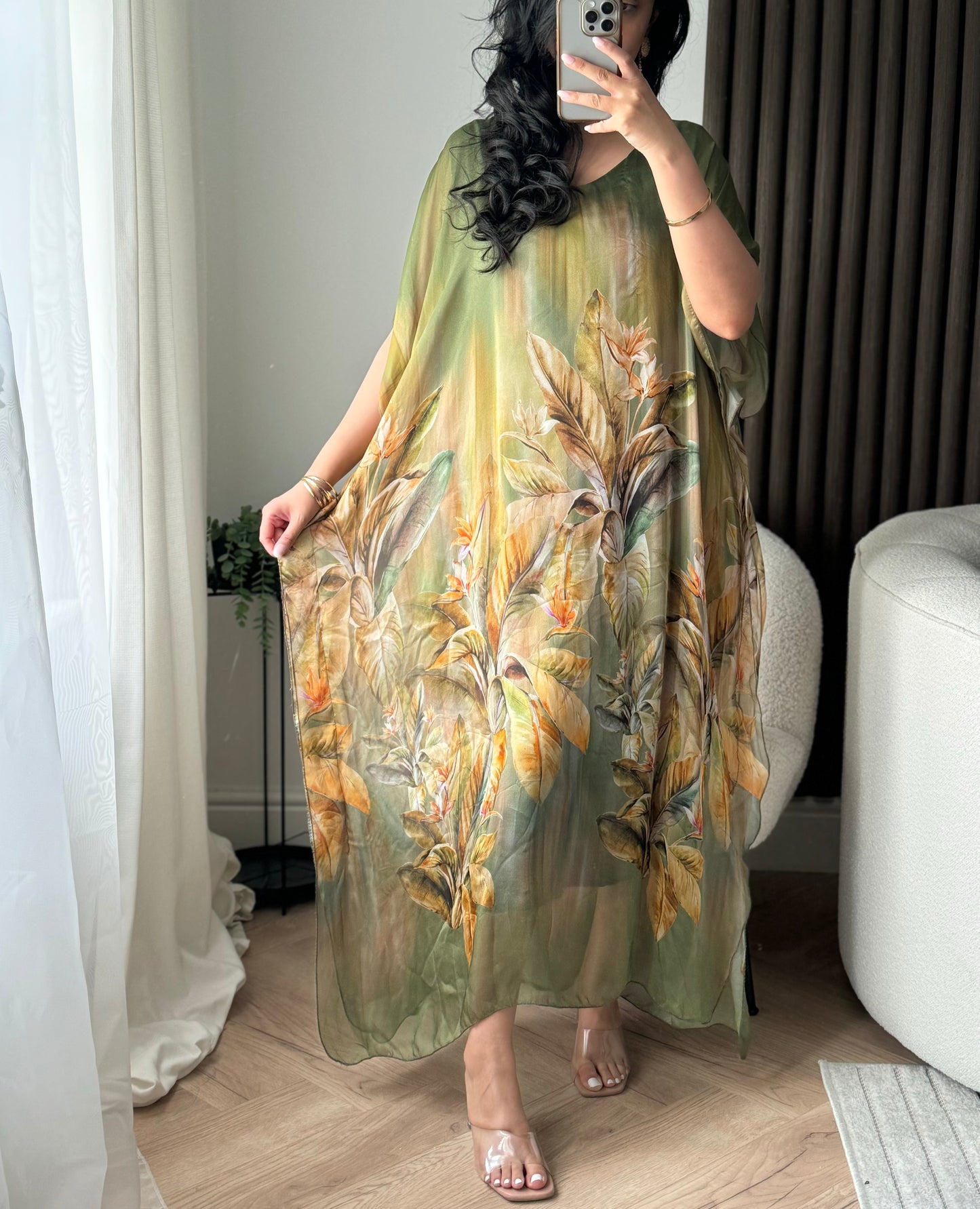 Mila Floral Kaftan In Green
