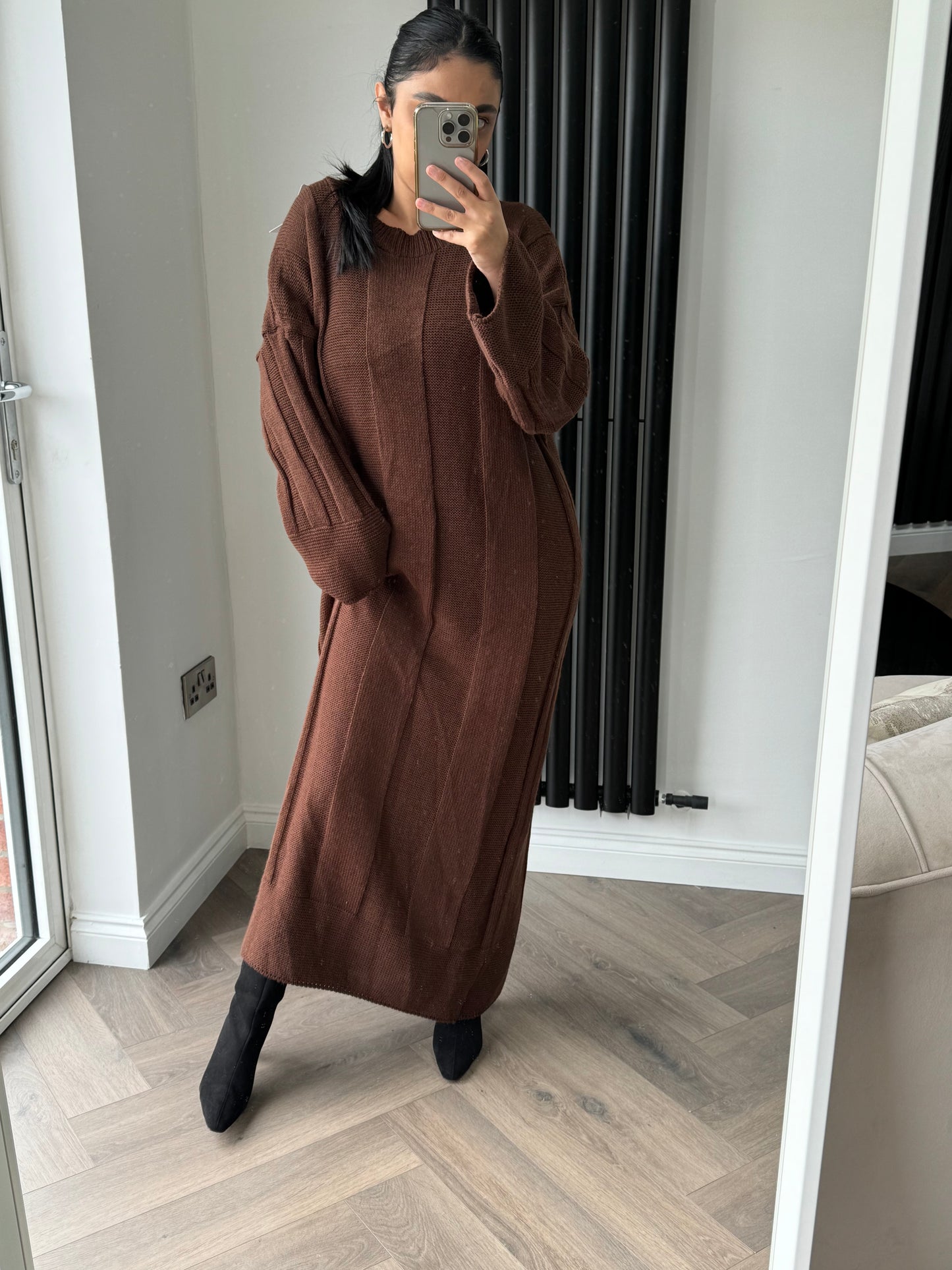 Faye Round Neck Knitted Maxi Dress in Brown