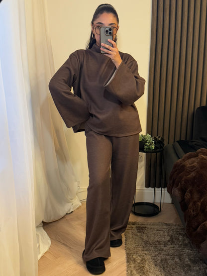 Funnel Neck Fleece Lined Trouser and Top Set In Brown