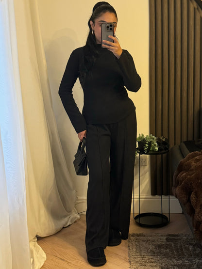 Soft Cinched In Two Piece Set In Black