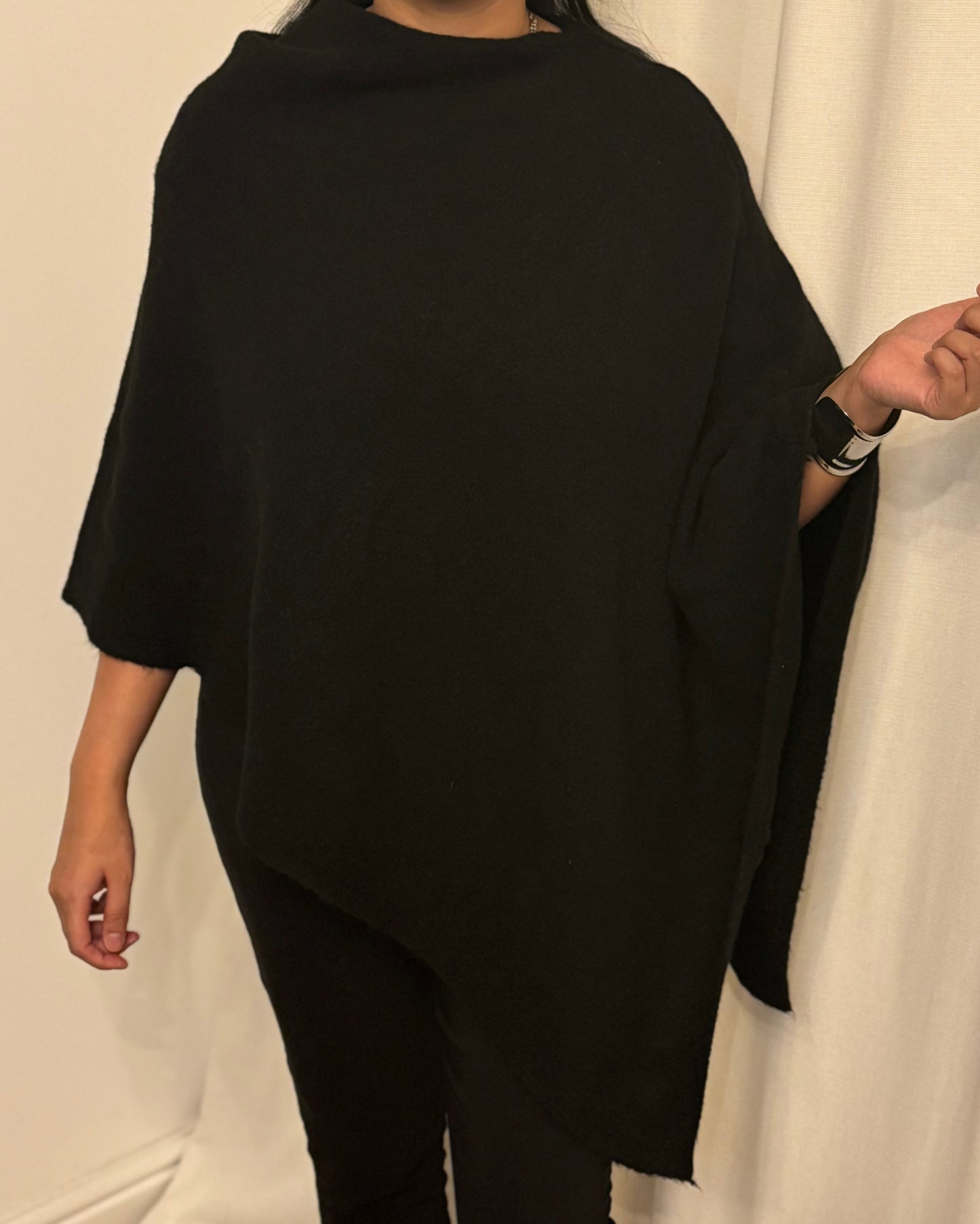 Asymmetric Knit Poncho In Black