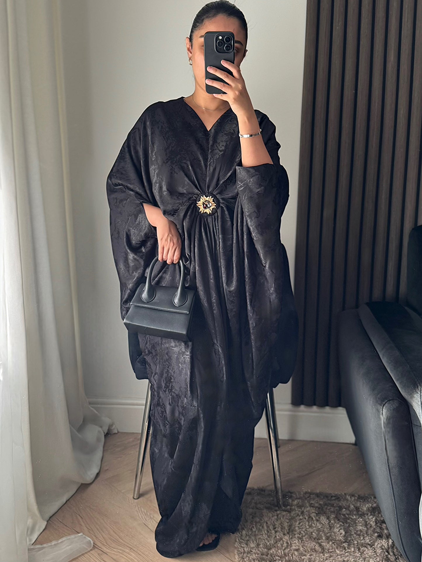 Nawar Broach Detail Kaftan In Black