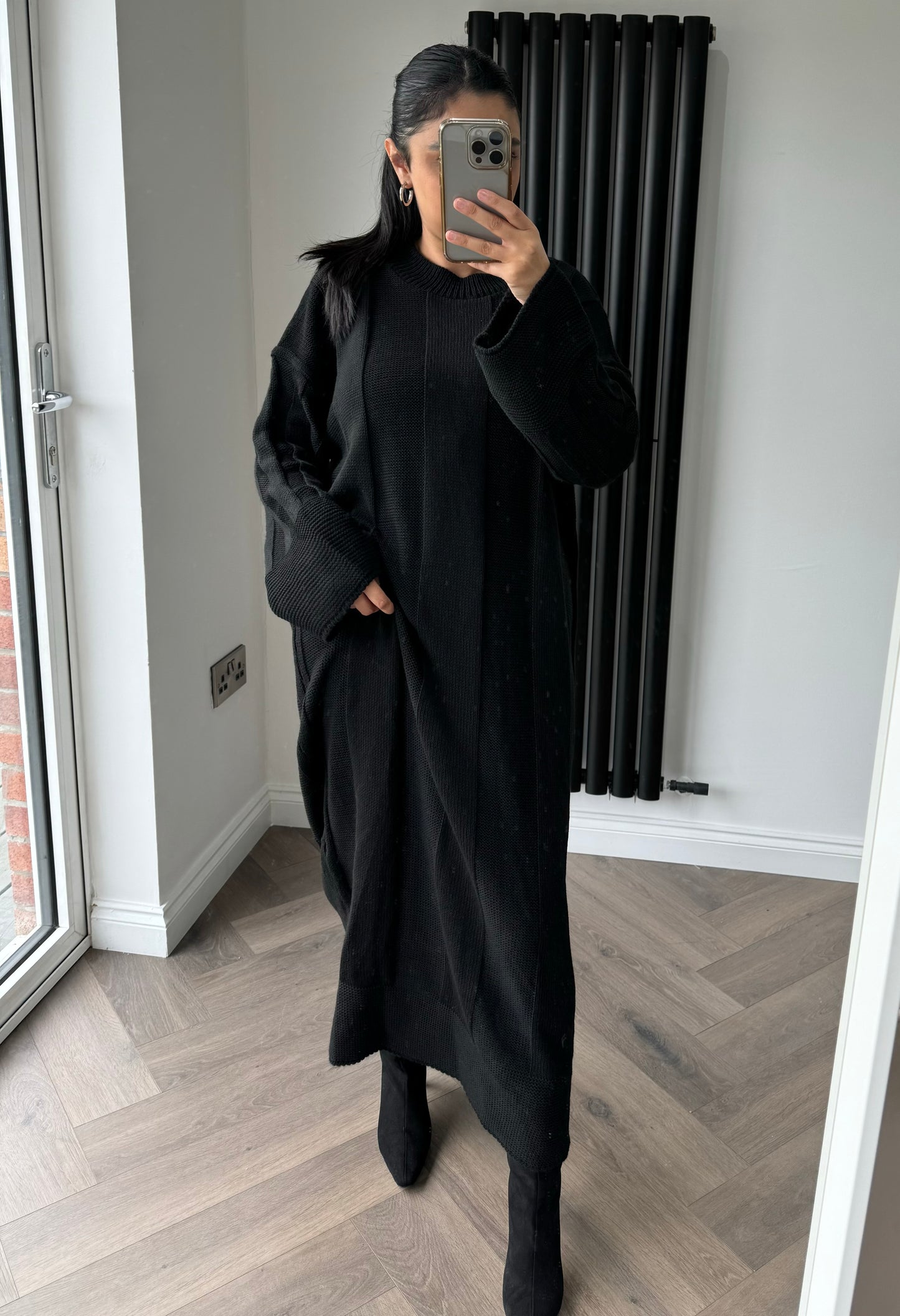 Faye Round Neck Knitted Maxi Dress in Black